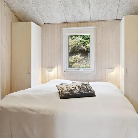 Hallveig - 1-1km From The Sea By Interhome * Bøtø By