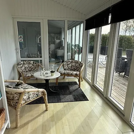 Hallveig - 1-1km From The Sea By Interhome *