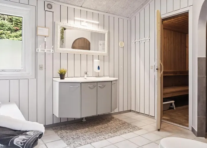 度假居 Hallveig - 1-1km From The Sea By Interhome Bøtø By